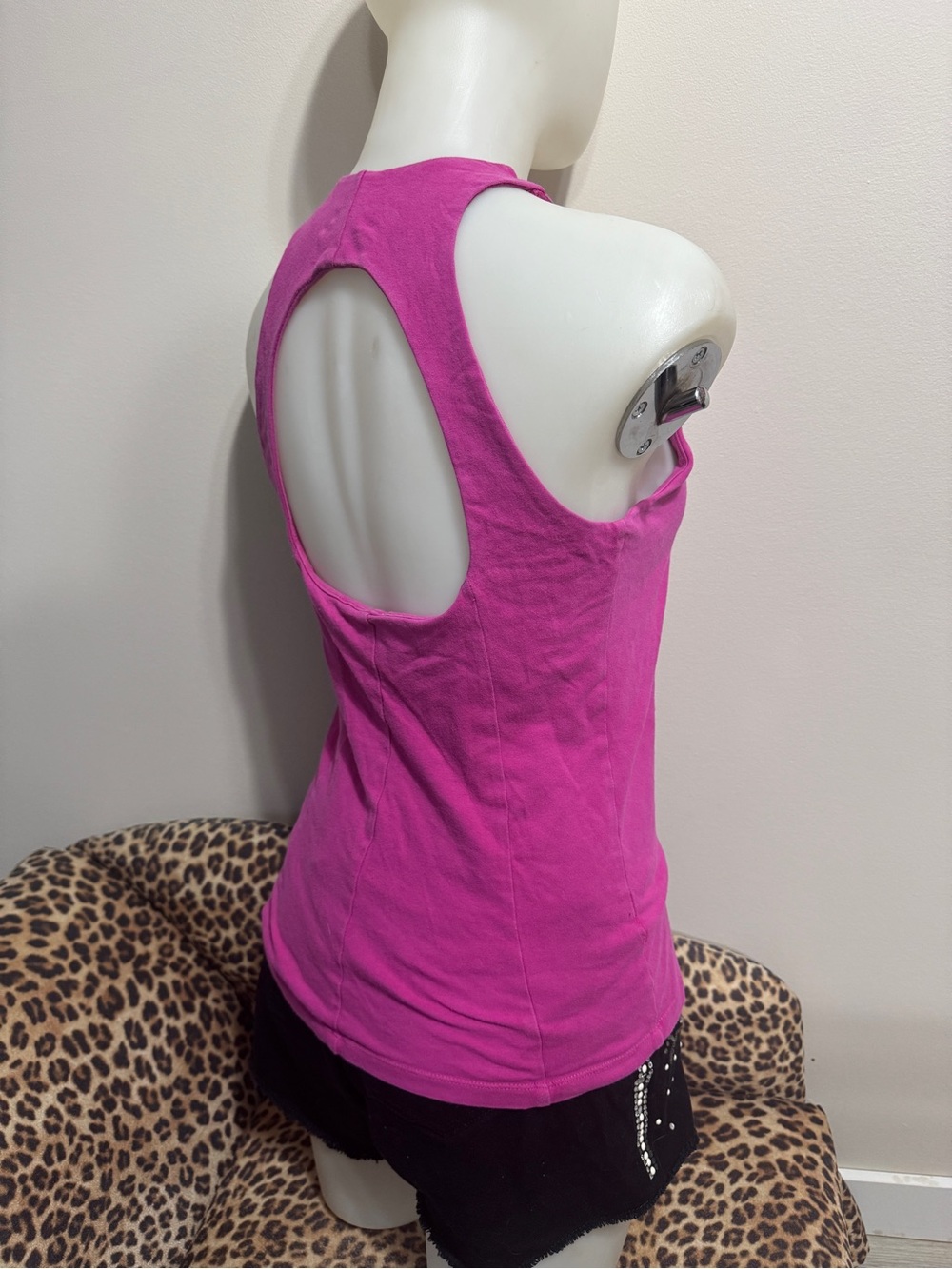 Y2K Moda International Bright Pink Open Racerback Active Tank Top